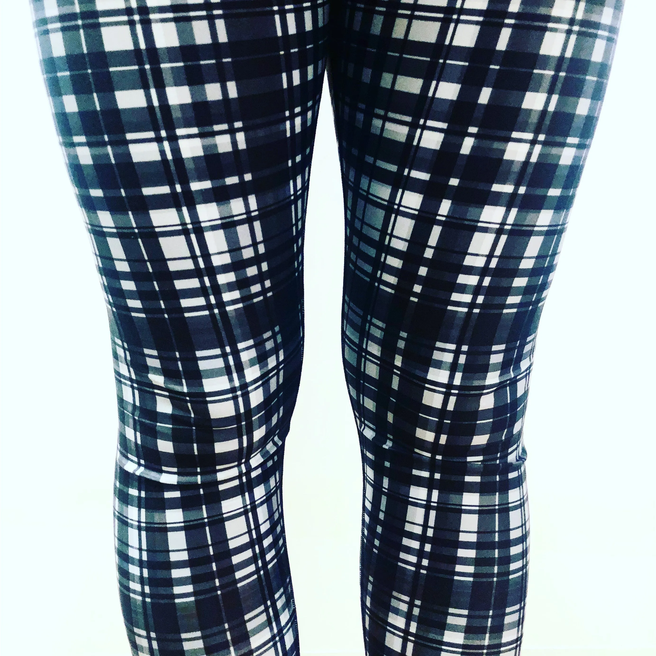 Black Grey Plaid Yoga Leggings, Scottish Tartan Printed Long Yoga Tights For Ladies-Made in USA/EU/MX
