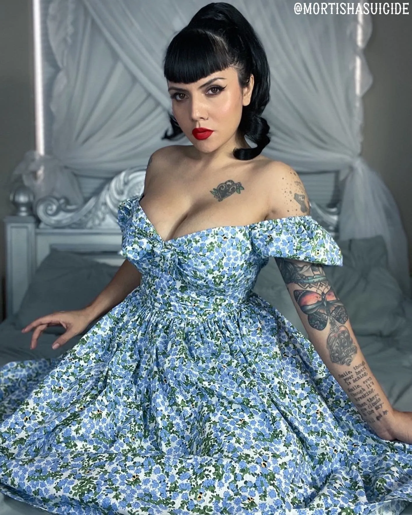 Choose a fabric: Dottie Dress
