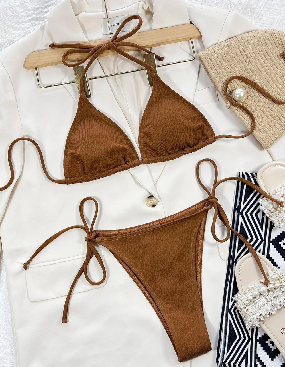 Solid-color Halter Tie Side Backless Thongs Tie-Two-piece Bikini Swimwear Sets