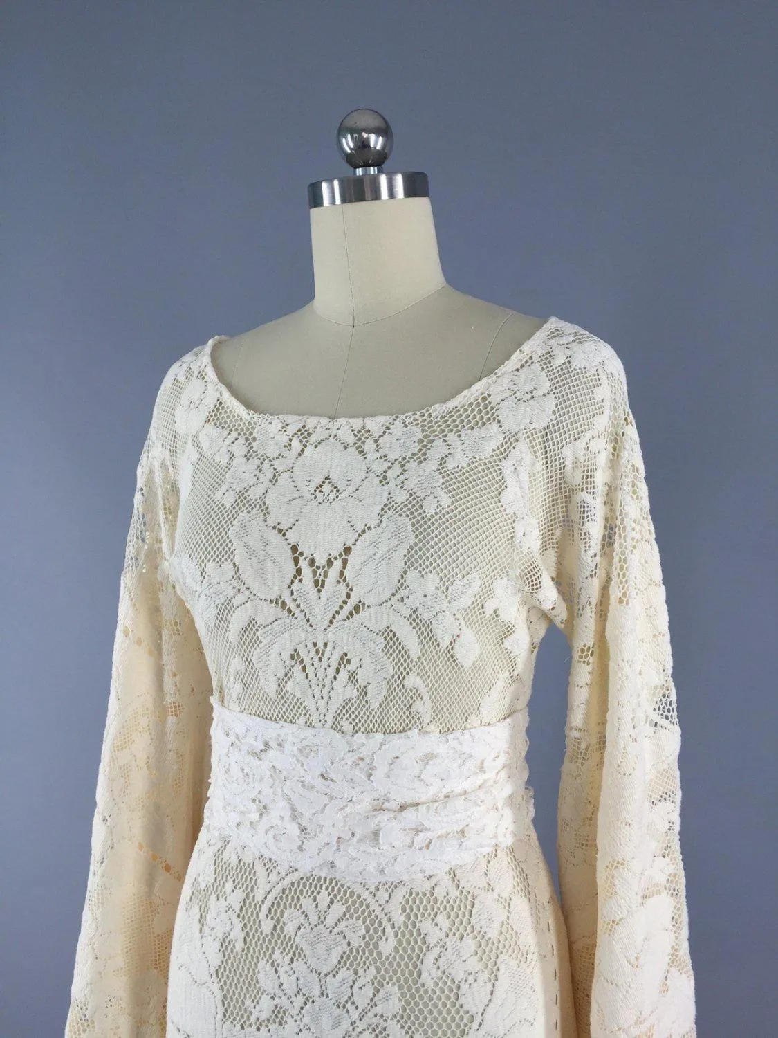 Vintage 1970s Ivory Lace Dress / Bohemian Wedding Festival